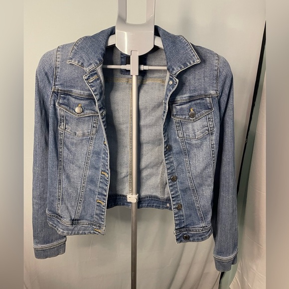 The Limited Blue Jean Jacket Classic Denim Style Size small - Picture 1 of 8